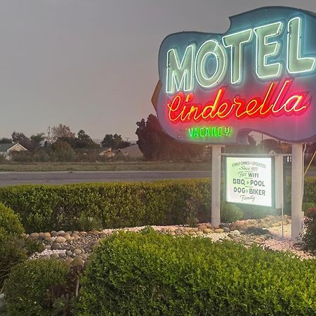 Cinderella Motel Hollister Dış mekan fotoğraf