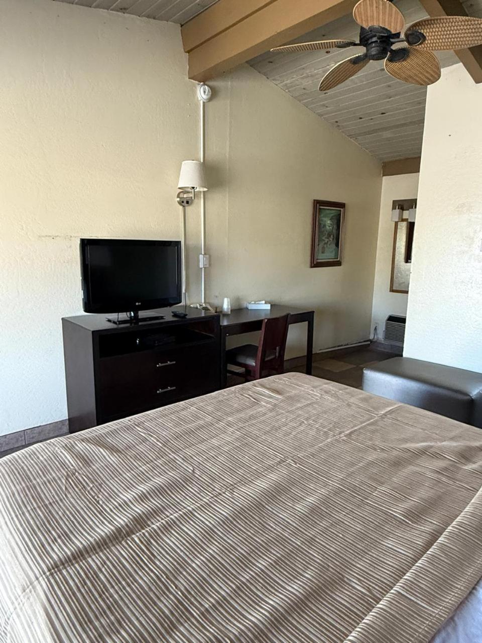 Cinderella Motel Hollister Dış mekan fotoğraf